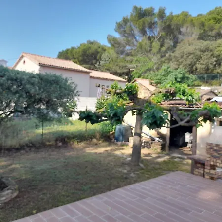 Villa Individuelle Bagnols-sur-Ceze Exterior photo